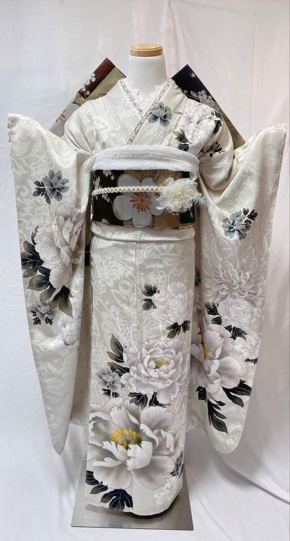 浅緑色 牡丹と四季の花々　振袖 成人式　振袖6点セット　正絹 振袖フルセット