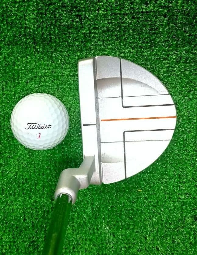 マジェスティゴルフ　　　　　　　　　　　　　コンダクター　　ネオマレット型パター