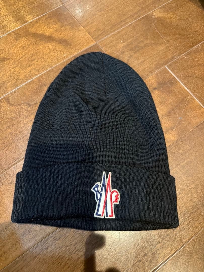 Moncler ブラック ニット帽