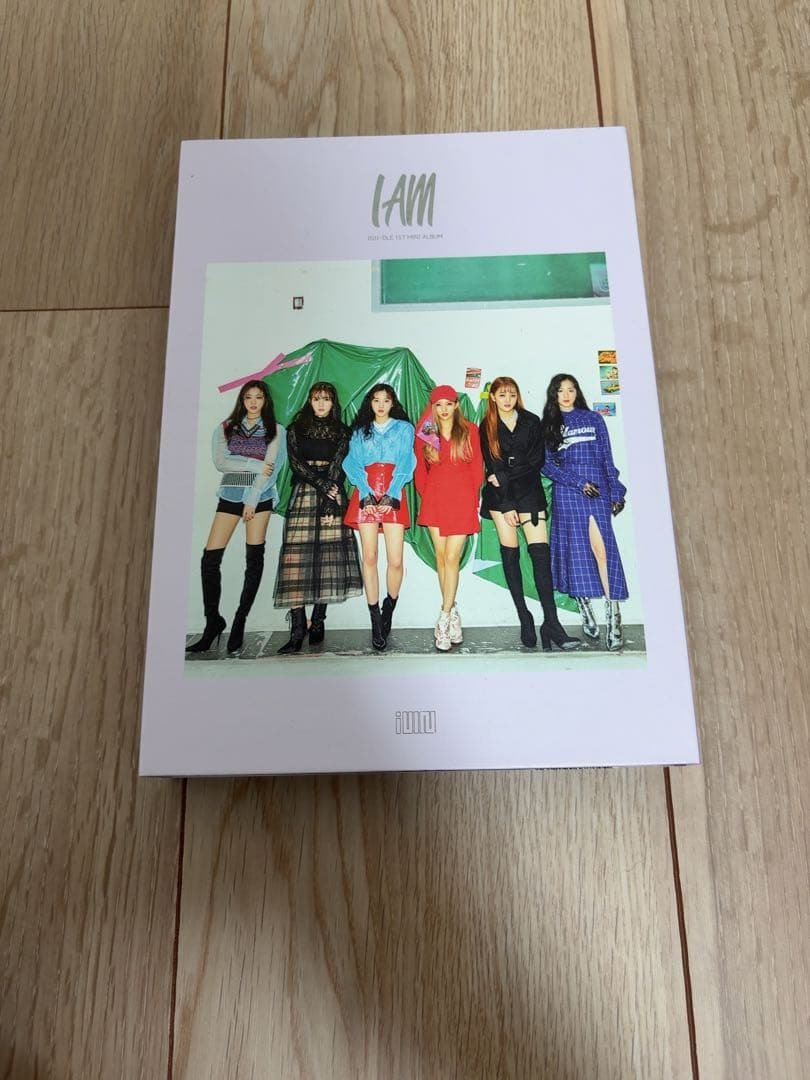 (G)I-DLE first albam「I am」トレカ付き