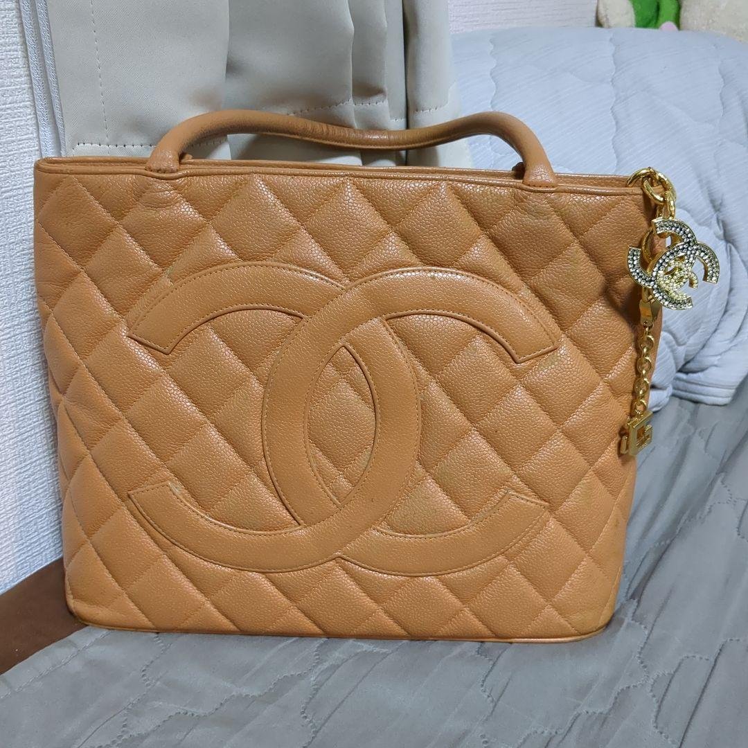 CHANEL 　キャビアスキン　復刻トートバッグ