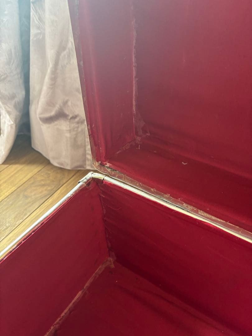 アンティークトランク