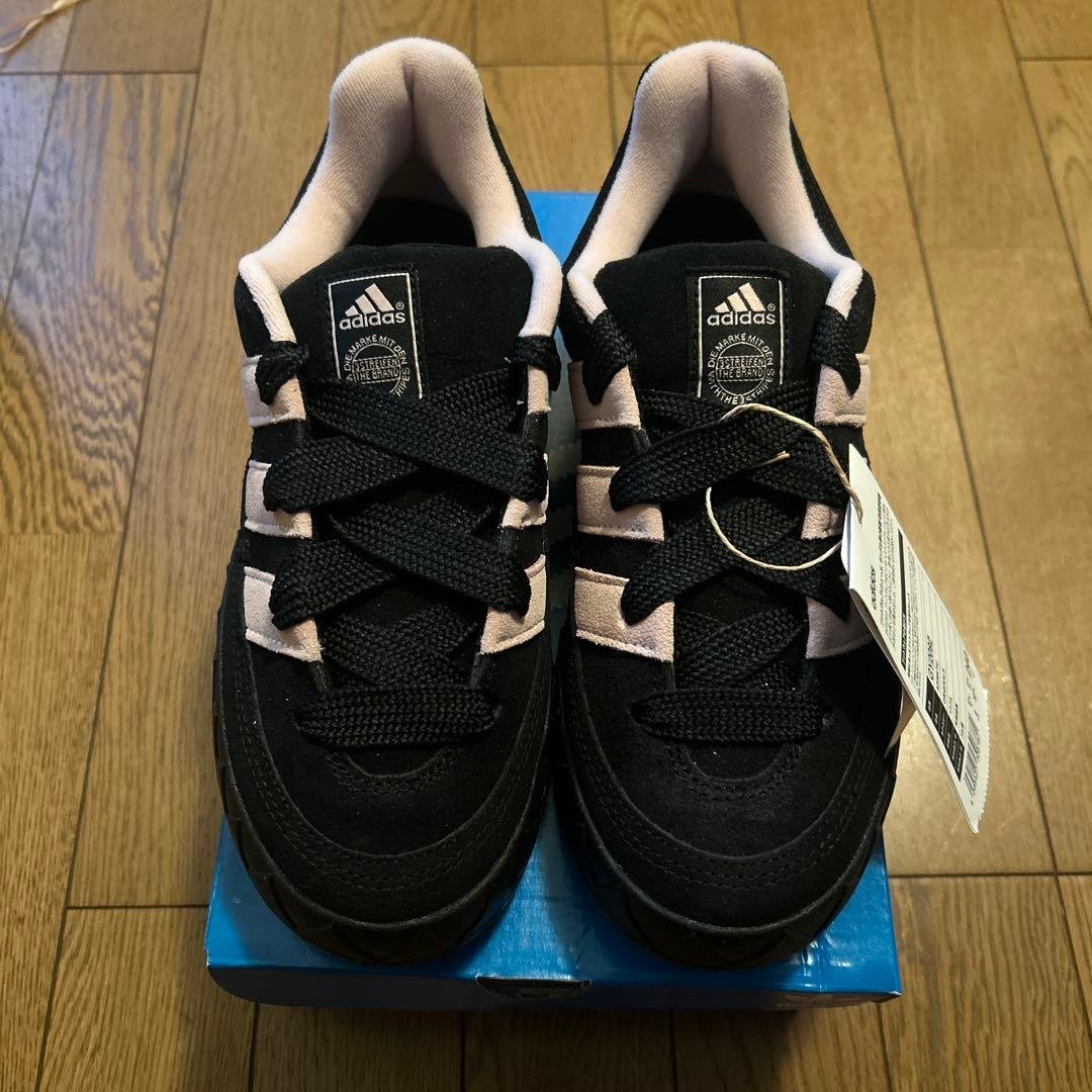 アディダス　ADIMATIC 24cm