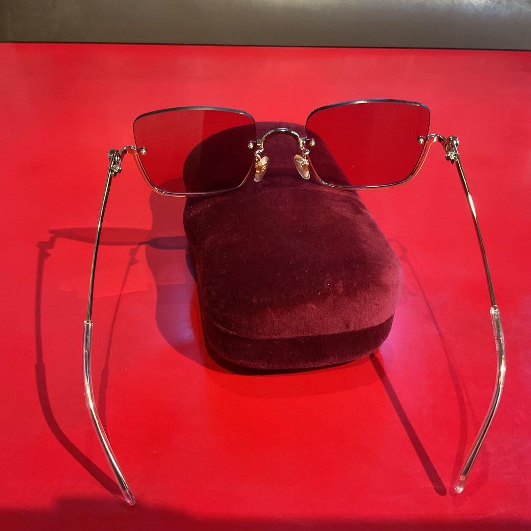 【即決価格】★極美品★GUCCI ピンクレンズ サングラス ケース付き