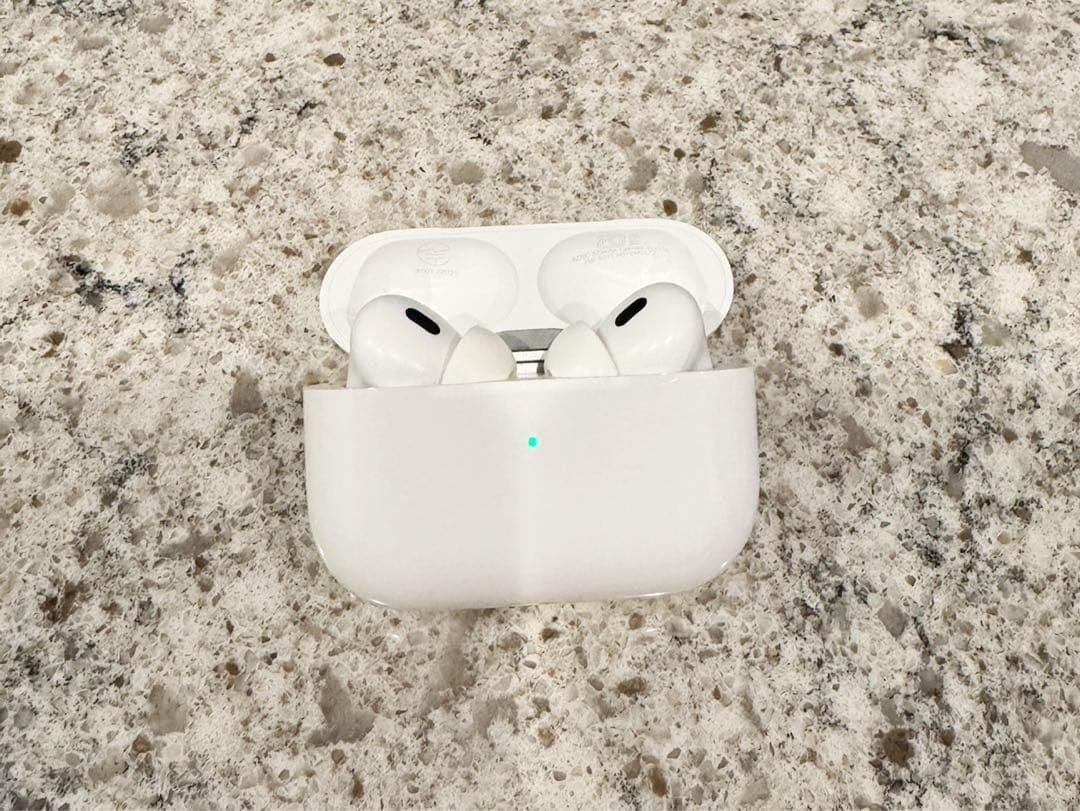 AirPods Pro 2 (Lightning. ワイヤレス充電対応)