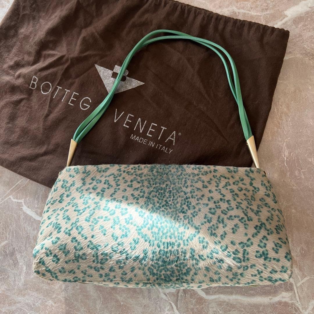 ボッテガべネタ　ハラコバッグ