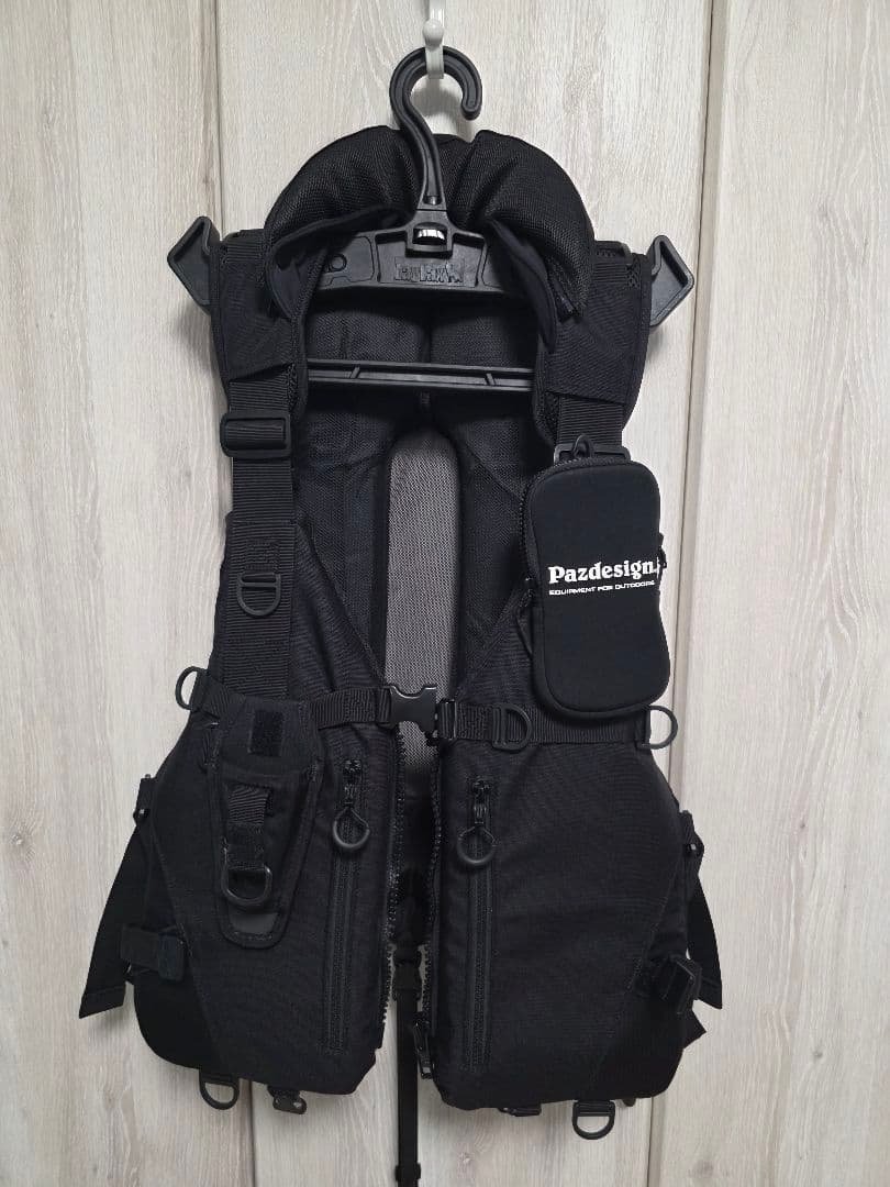 JACKALL シアン ホロフィル AIR RS ベスト ブラック