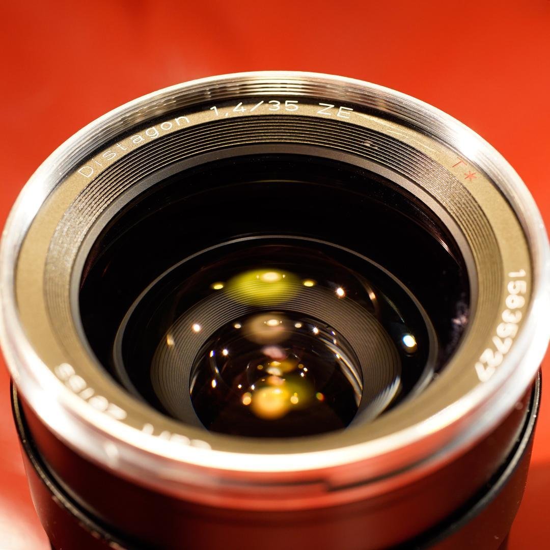 レンズ(単焦点) Carl Zeiss Distagon T* 35mm F1.4 ZE