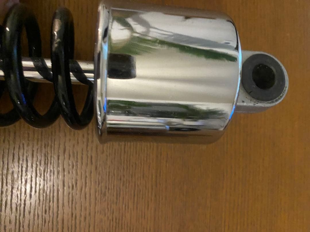 Z400FX取外し　SHOWA リアサスペンション　リアサス