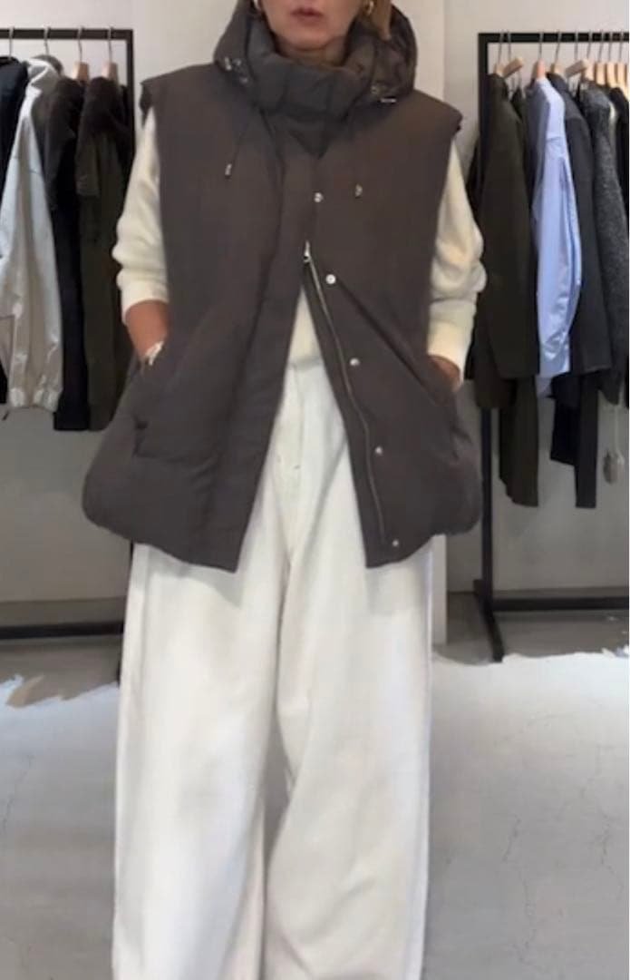 心　CLOCHE クロシェ 撥水加工ダウンベスト