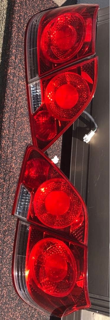 クラウンあすリート用　テールランプ