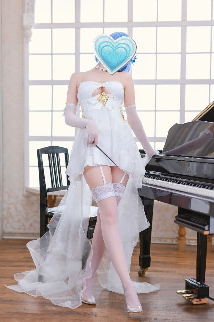 アズールレーン チャパエフ コスプレ衣装 
白騎兵のメロディヤ