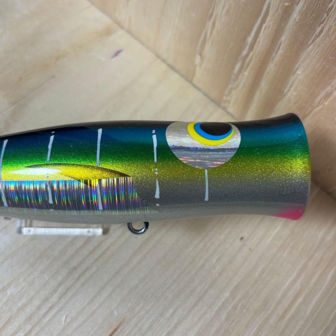 ハンマーヘッド　Eカップ