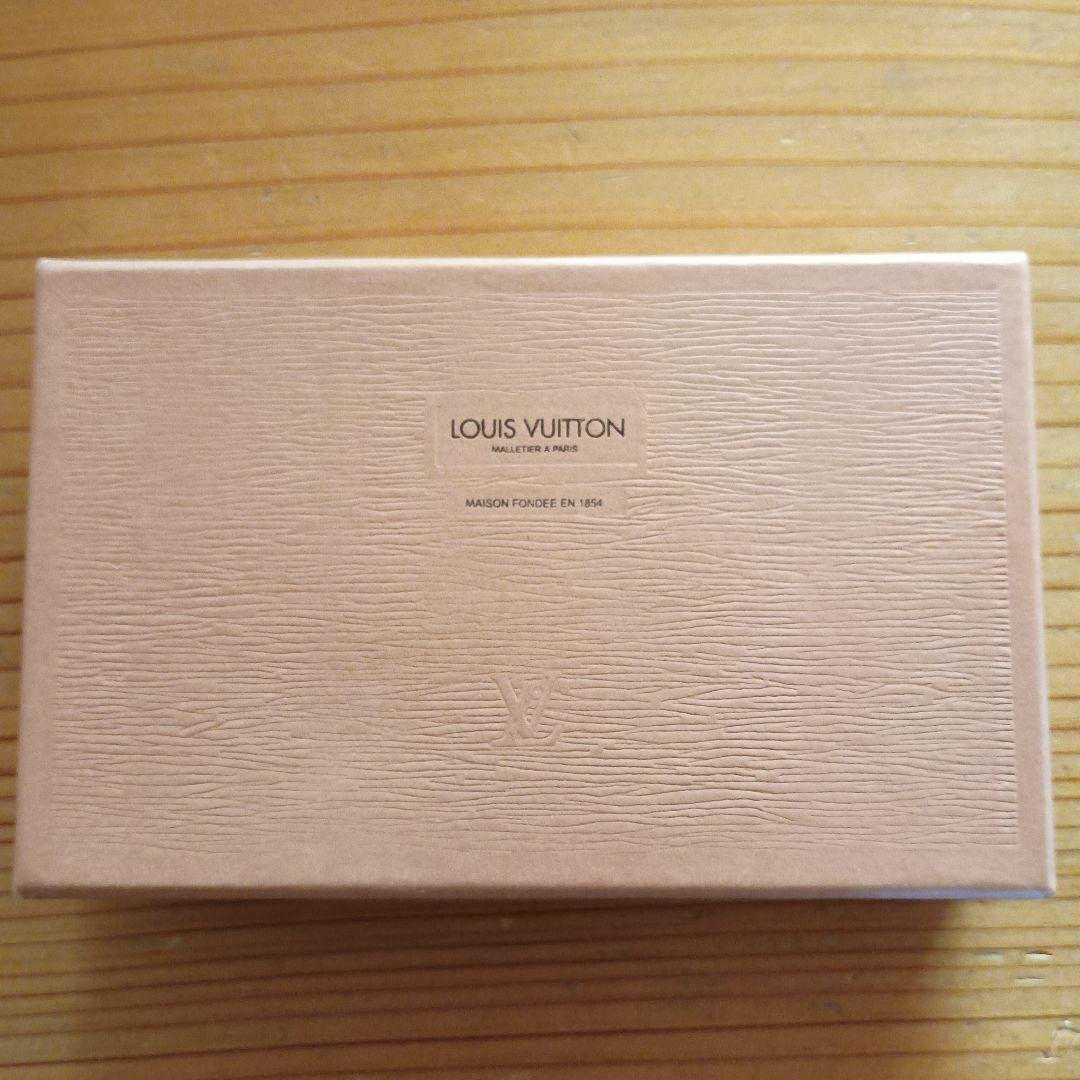 セ-ル‼️新品未使用ルイヴィトンキーケーミュルティクレ4連