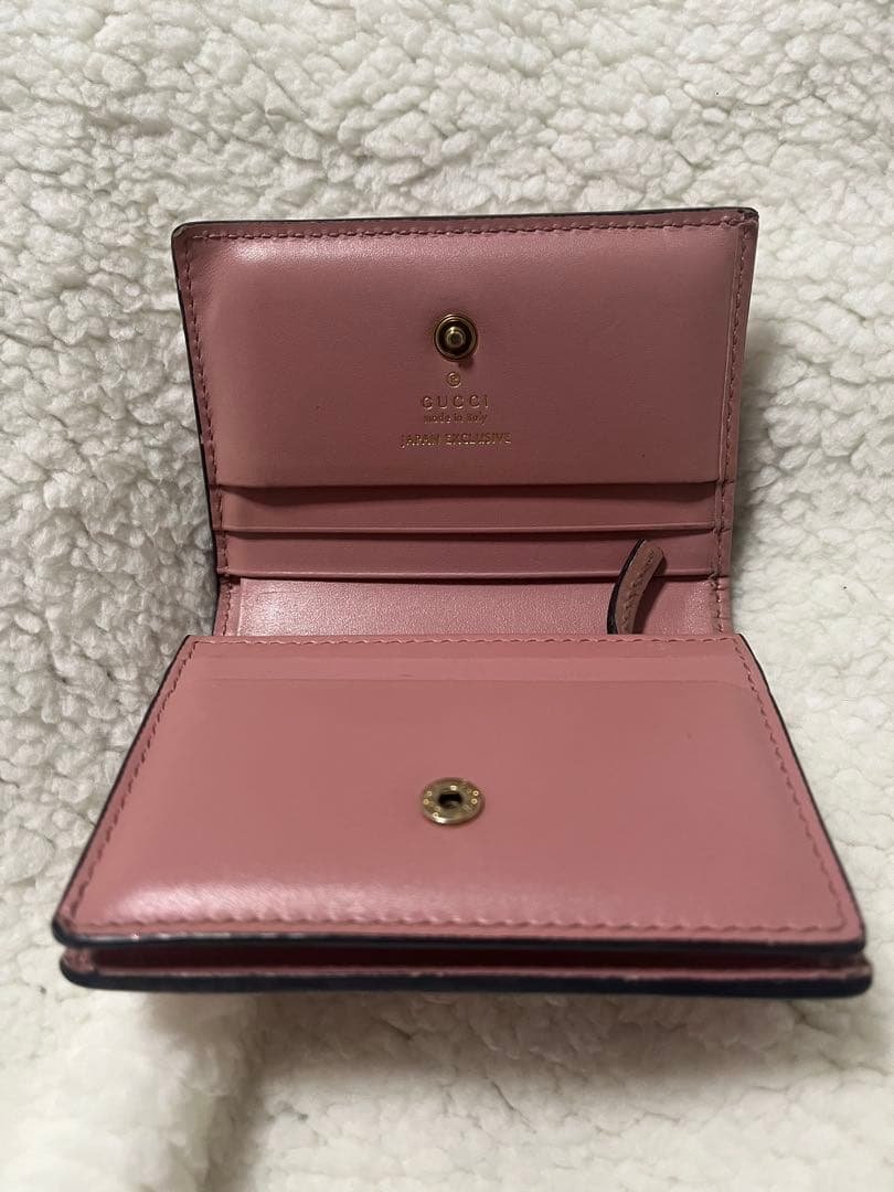 GUCCI グッチ　二つ折り財布 ピンク さくらんぼ