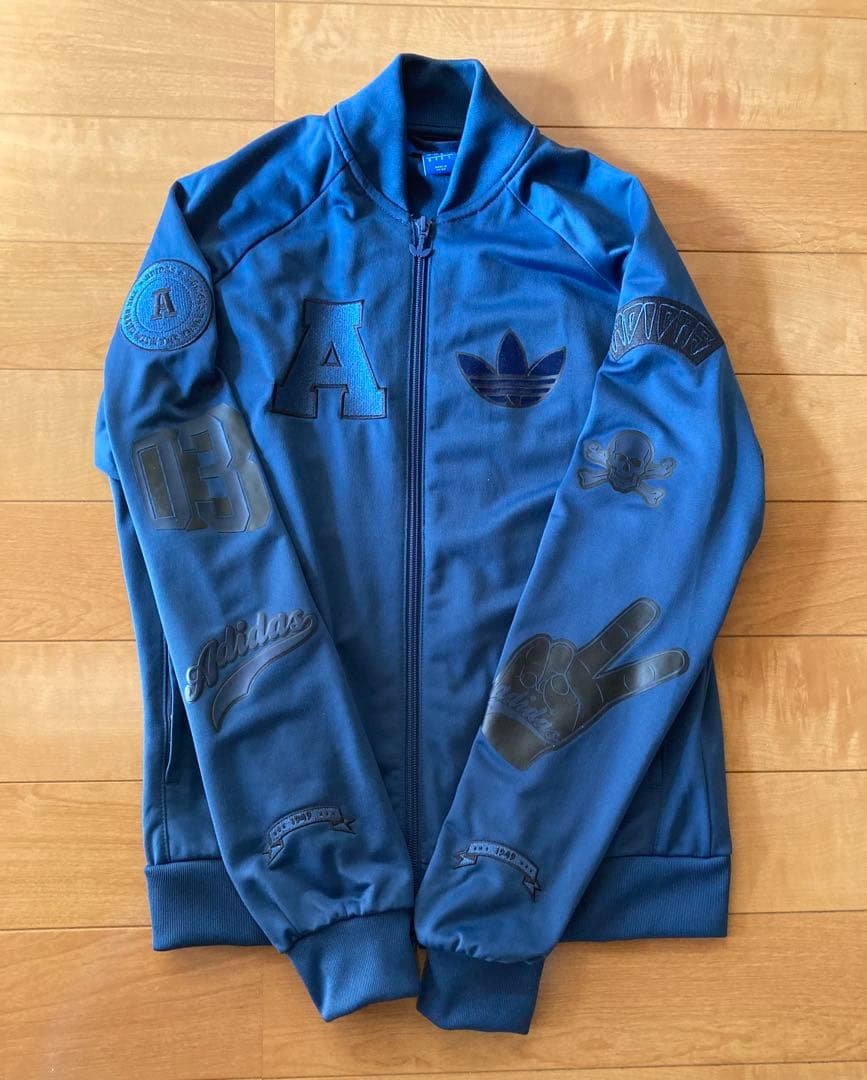 adidasアディダスレディーススポーツ、スタジャン、ジャンパー