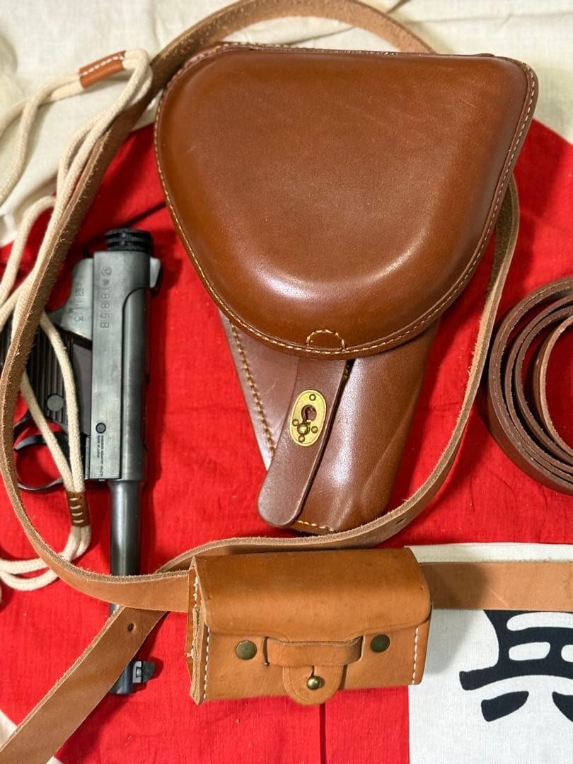 憲兵隊4点セット★14年式拳銃嚢＋吊り紐＋予備弾盒＆ベルト＋腕章（複製品）サバゲ
