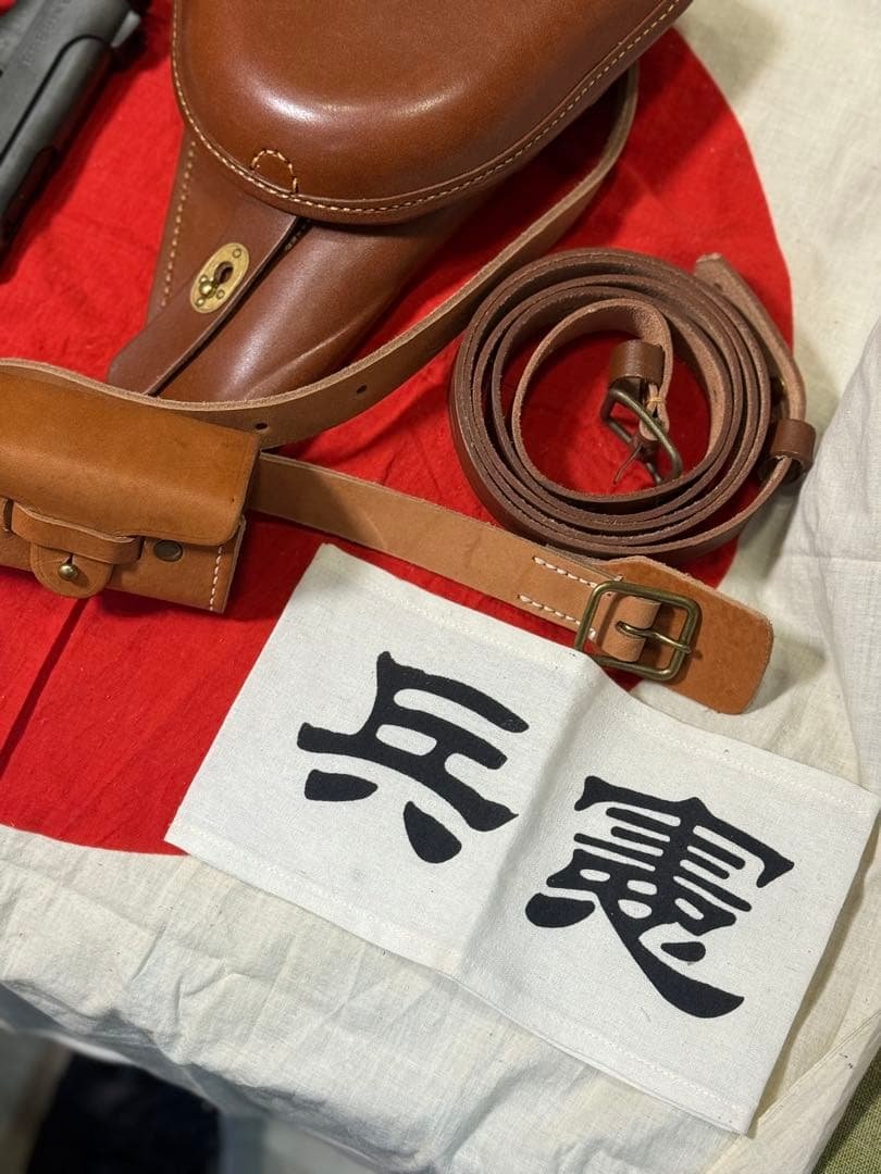 憲兵隊4点セット★14年式拳銃嚢＋吊り紐＋予備弾盒＆ベルト＋腕章（複製品）サバゲ