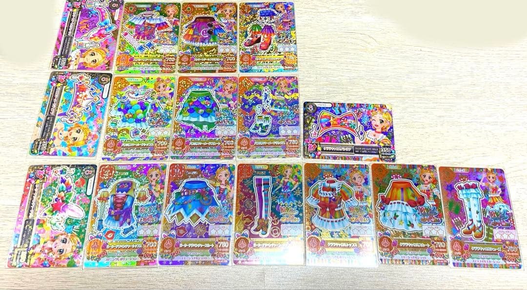 M*a様 アイカツ　新條ひなき　ヴィヴィッドキス　ストリートアートコーデPR等