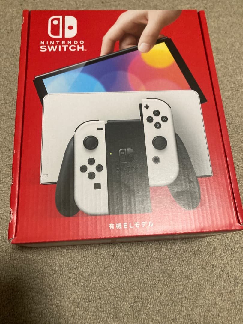 ニンテンドーswitch 新品未開封　箱に少し傷みあり