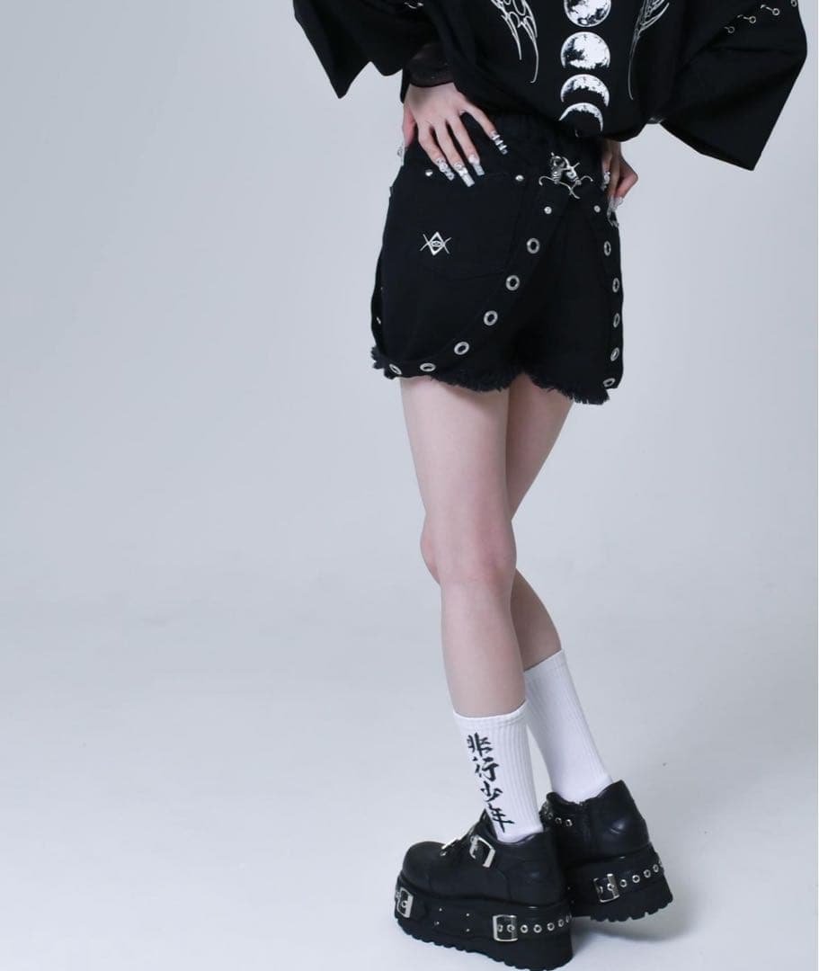 完売品　【REFLEM/レフレム】サスペンダー付きデニムショーツ　ブラック