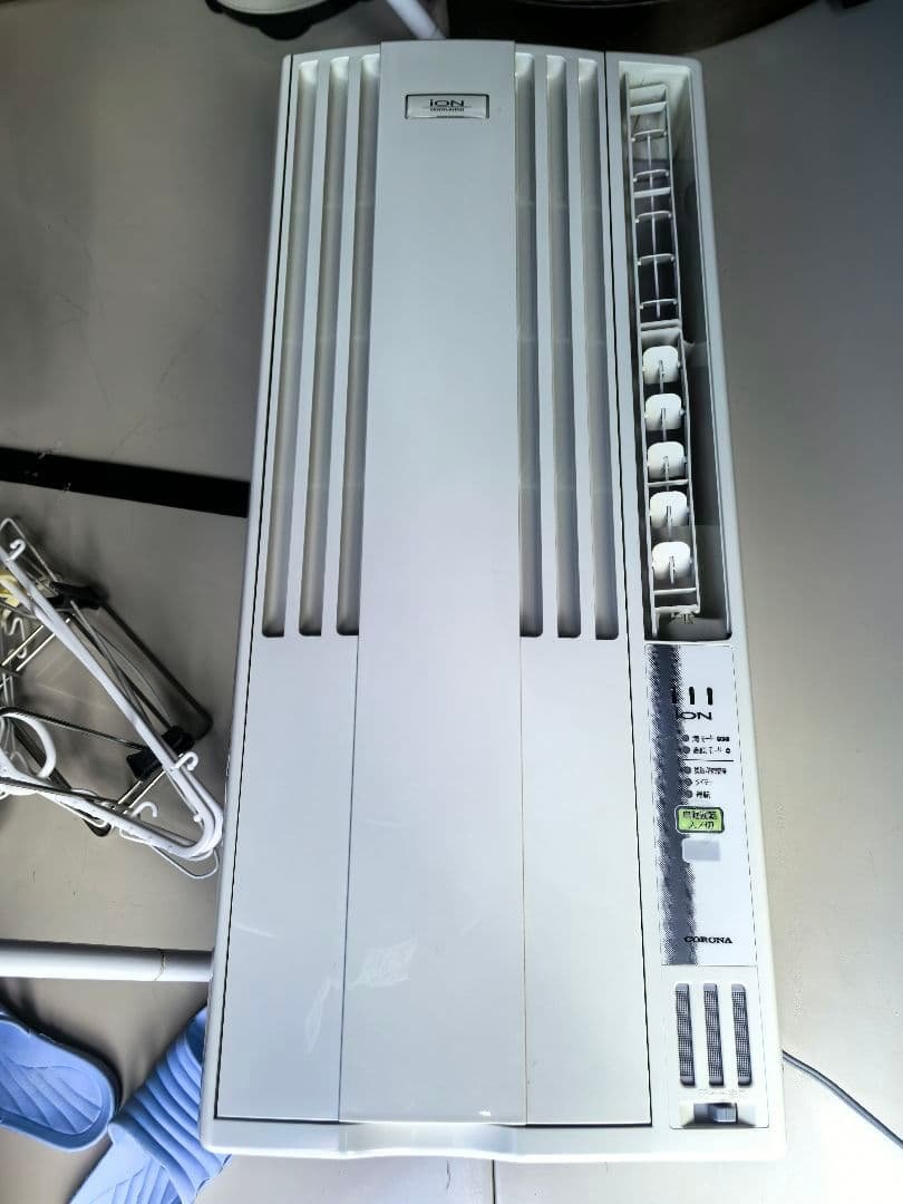 コロナ　主に6畳用　窓用エアコン CW-A1617　2017年製