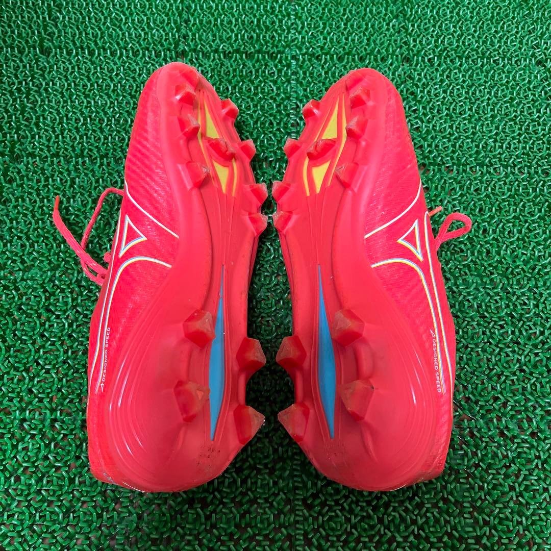 ミズノ サッカースパイク アルファ JAPAN(レッド)