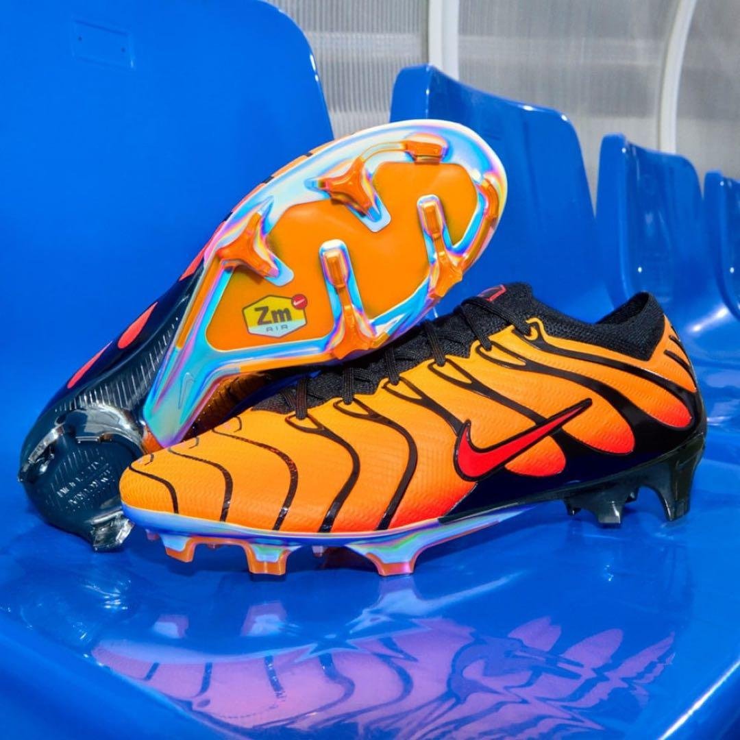 MERCURIAL VAPOR 15 PLUS マーキュリアル ヴェイパー