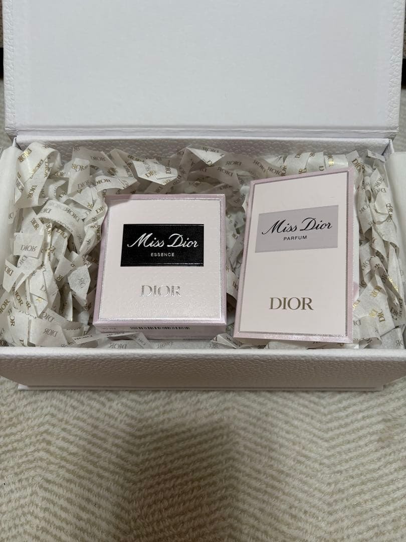 Dior Miss Dior エッセンス & パルファム セット 35ml