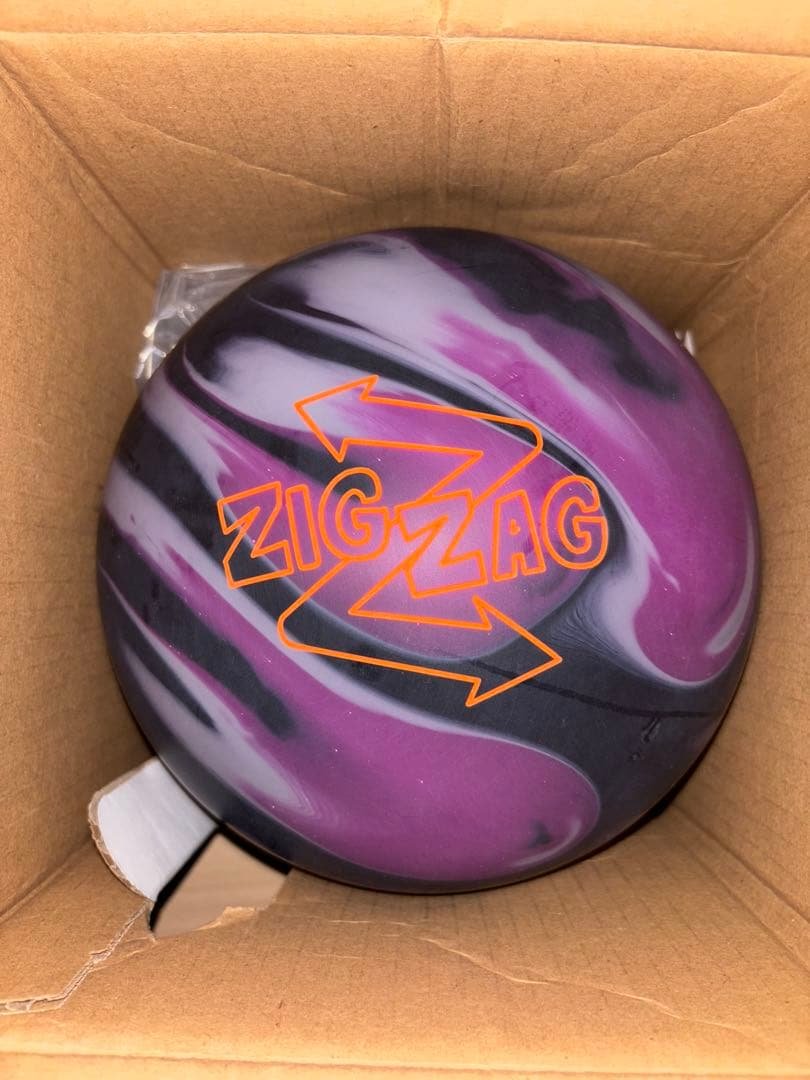 ボウリング　ボール　ジグザグソリッド　15p