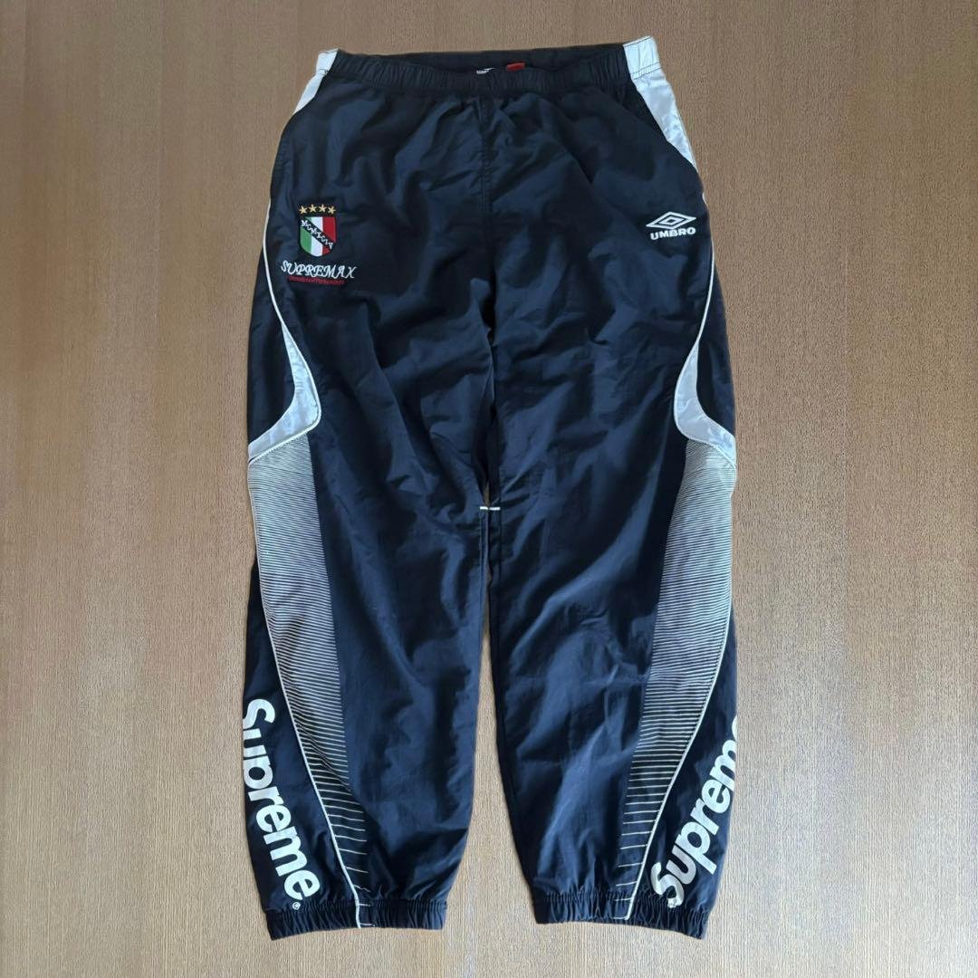 に*ょ様 supreme umbro 22ss トラックパンツ ナイロンパンツ
