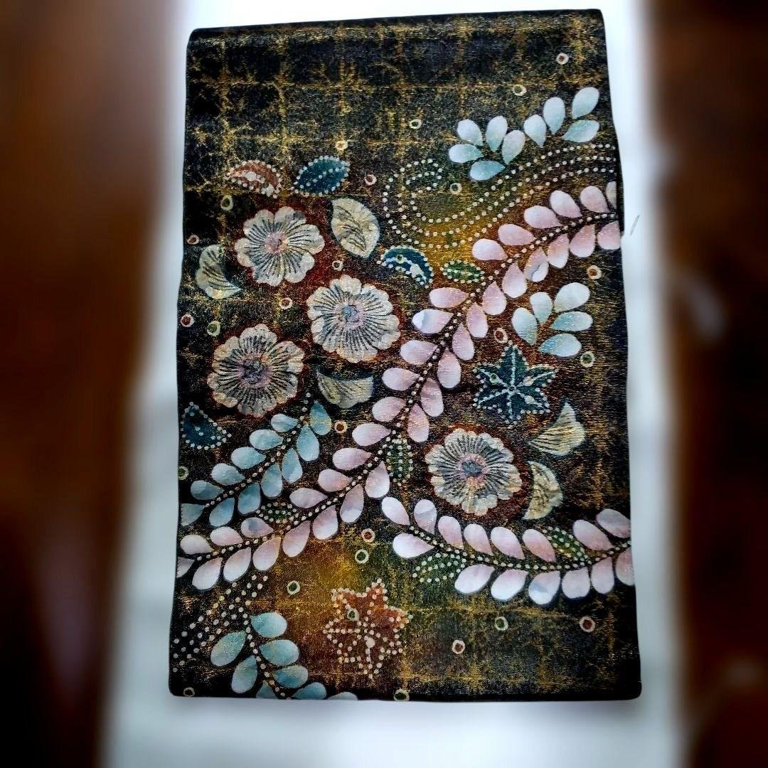 mamiです辻が花袋帯美しい金銀彩入り花柄刺繍黒と金銀地柄未使用品