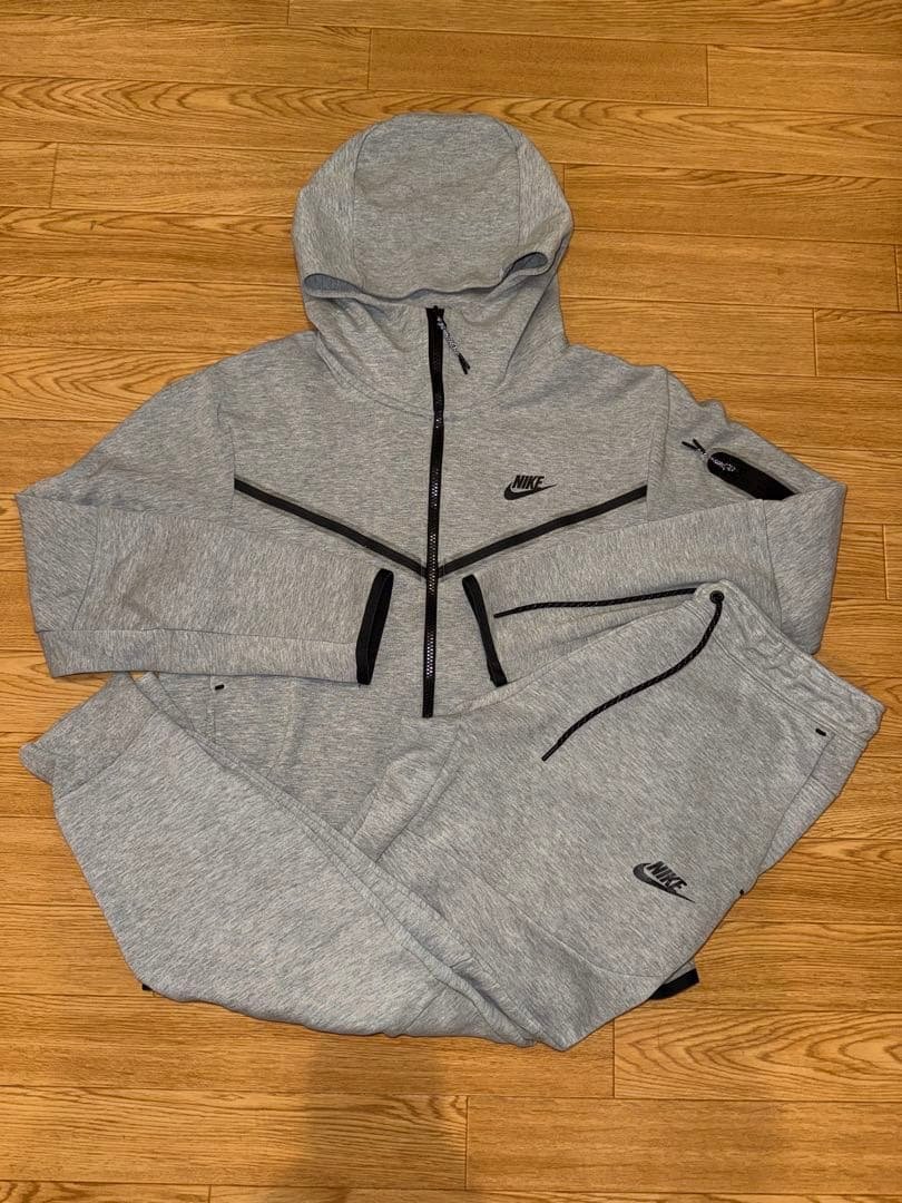 正規品NIKEテックフリース上下セット　廃盤旧型