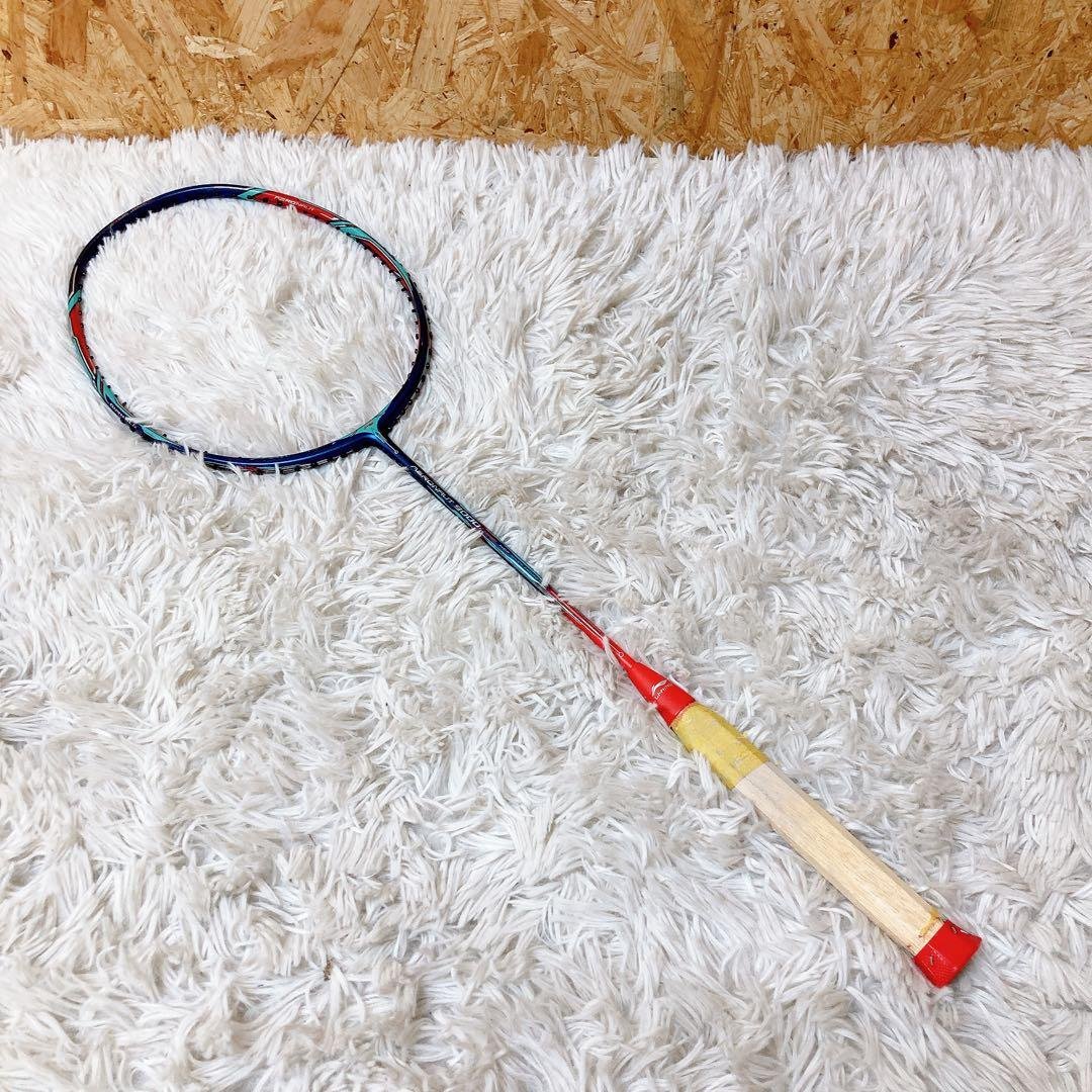 Li-ning aeronaut 9000 バトミントンラケット　88gG6