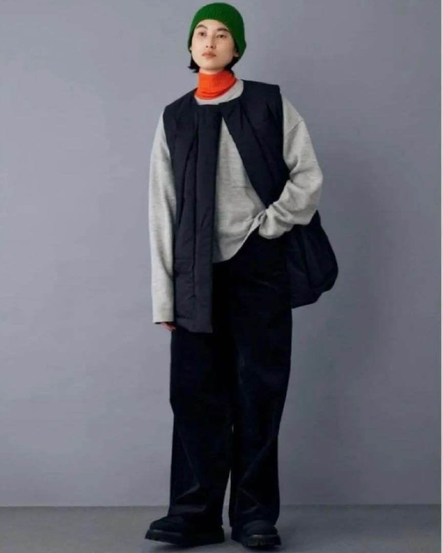 ☆美品今季 nagonstans ナゴンスタンス ノーカラー ダウン ベスト 黒