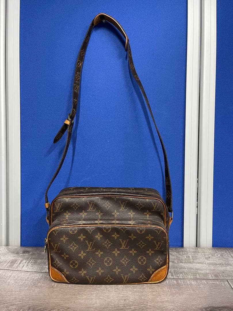 LOUIS VUITTON ルイヴィトン　ショルダーバッグ モノグラム 廃盤