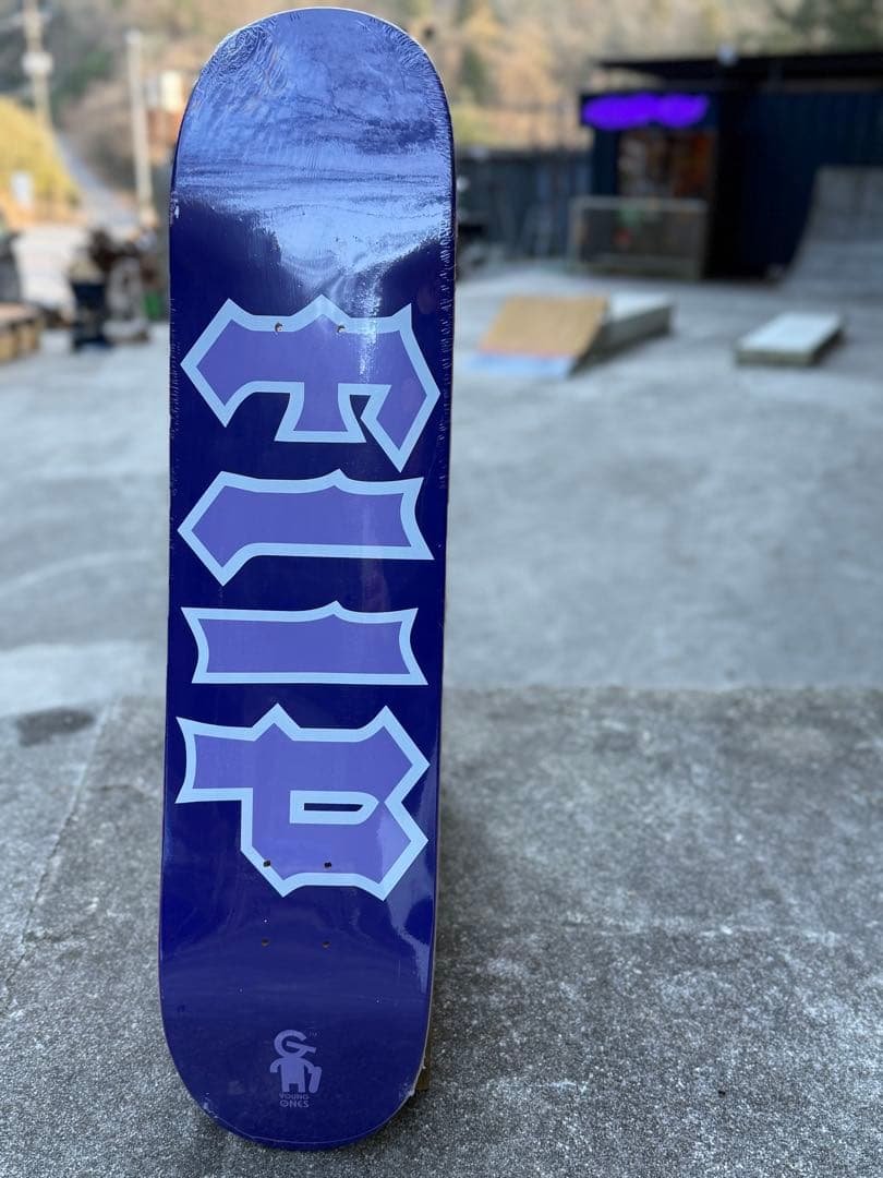 FLIP スケボー デッキ 7.5 MOBデッキテープ付き