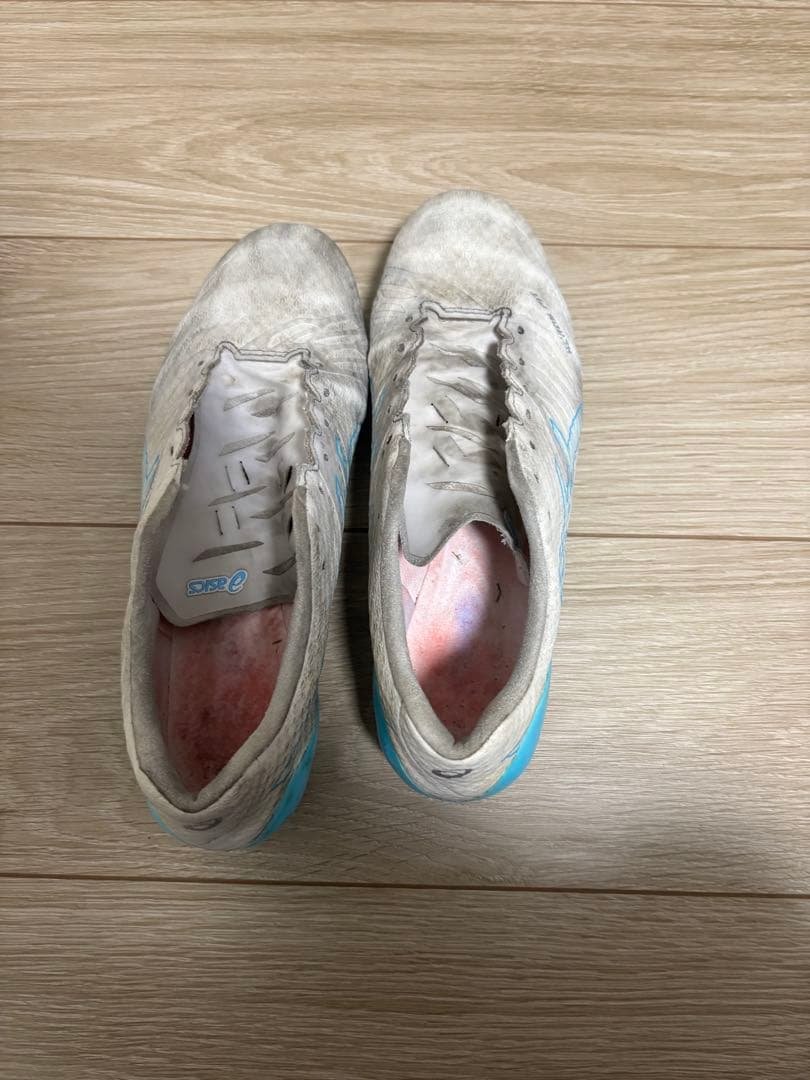 ASICS スパイクシューズ ホワイト/ブルー