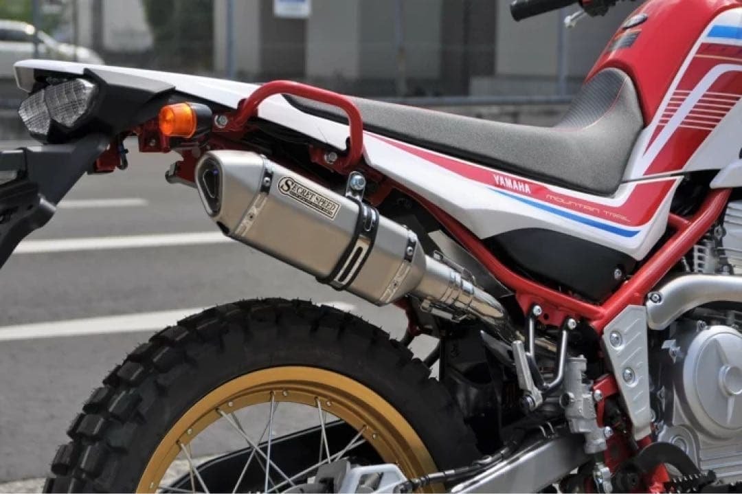 ヤマハ セロー250 トリッカー ソリッド異形 スリップオン SUSマフラー