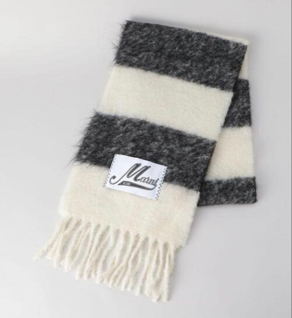 あんず様 Marni マルニ フリンジ ボーダー マフラー