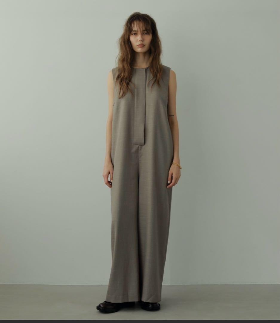 ノースリーブ　オールインワン エトレトウキョウ