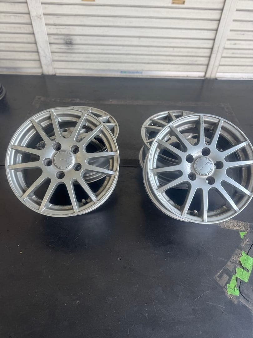 ◆美品◆ノアボクシー用アルミホイール4枚15×6jj 5/114.3 53