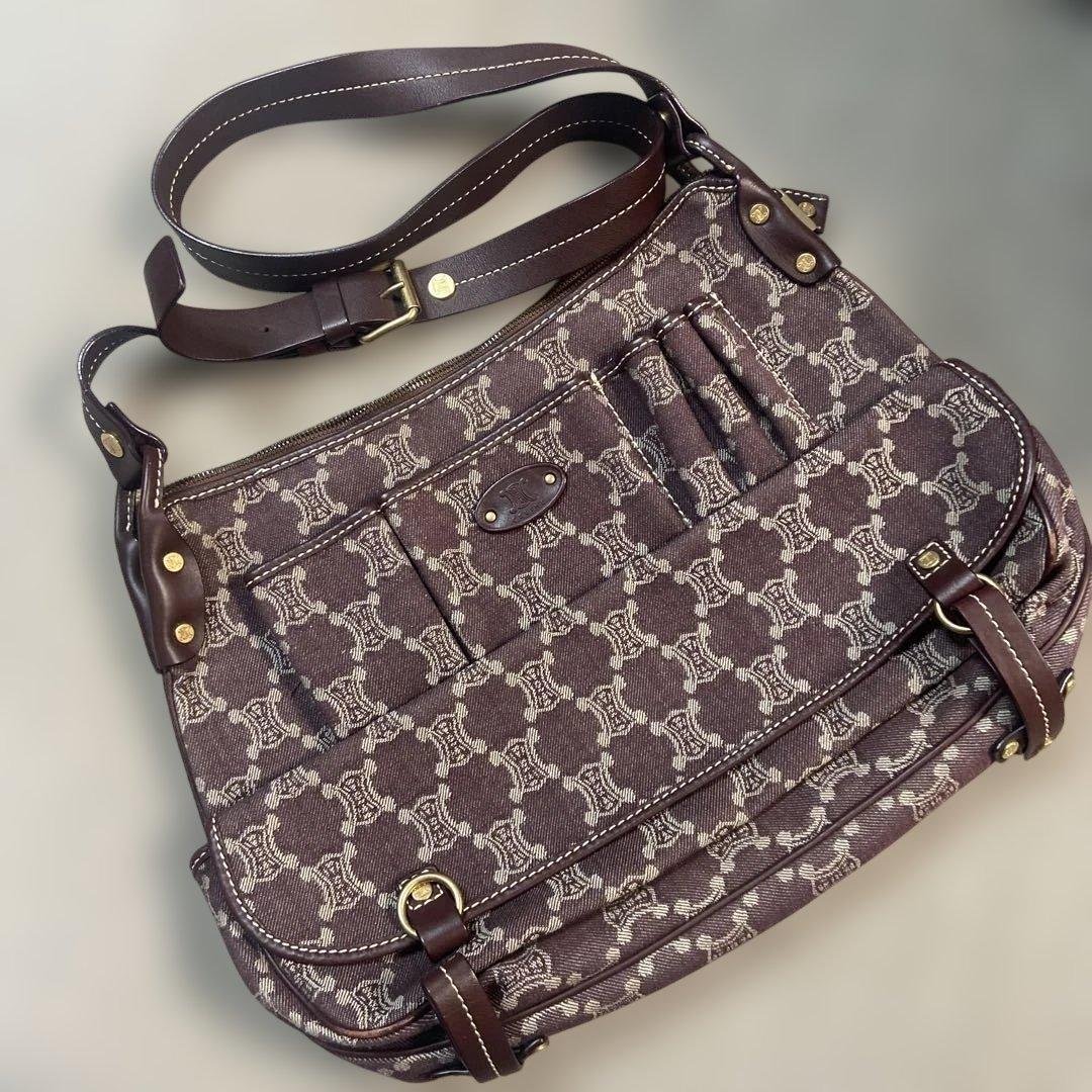 セリーヌ　マカダムショルダーバッグ