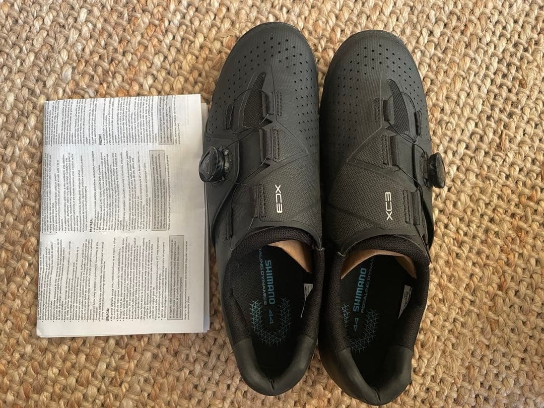 【美品】シマノ SHIMANO XC3 SHXC300 44E/27.8cm