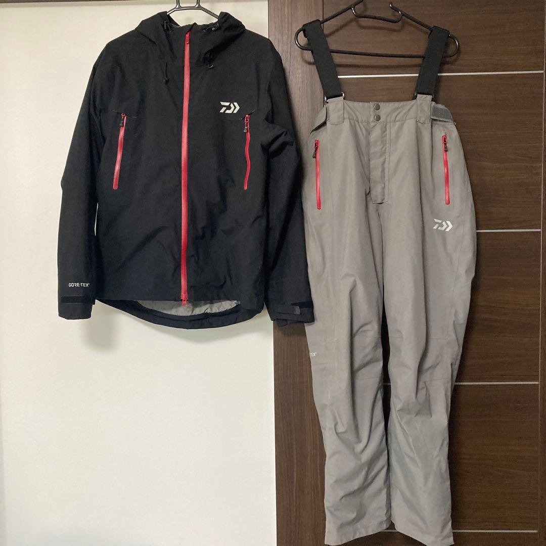 ダイワ DW-1907 ゴアテックス防寒レインウェアセット　Mサイズ