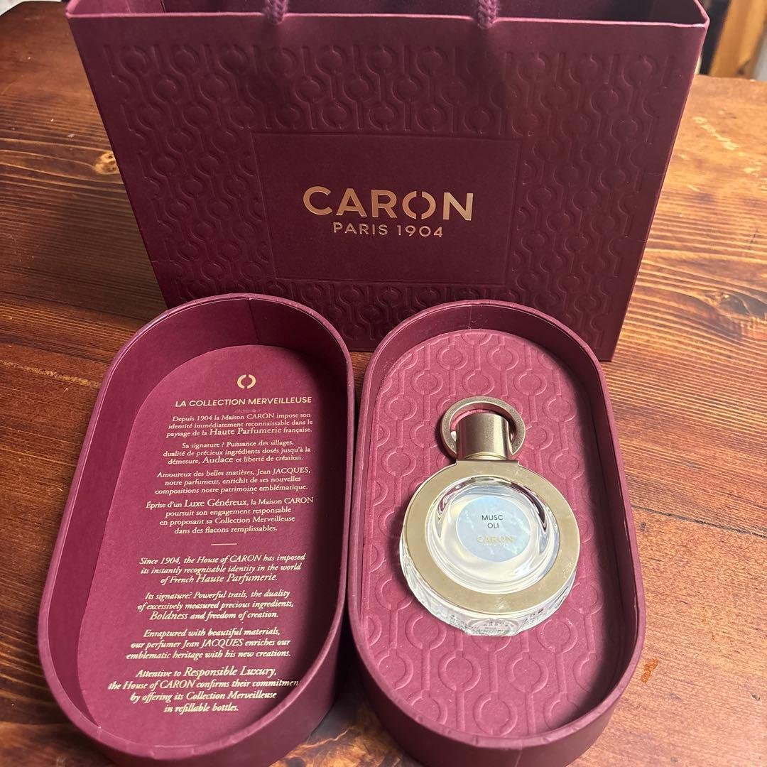CARON 香水　ムスク・オリ　30ml