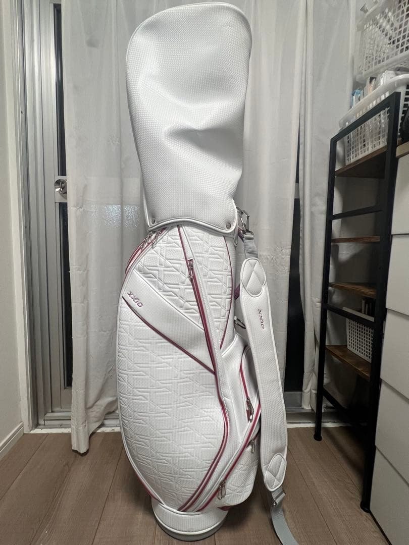 ゼクシオ xxio ゴルフバッグ キャディバック 新古品 極美品 送料込