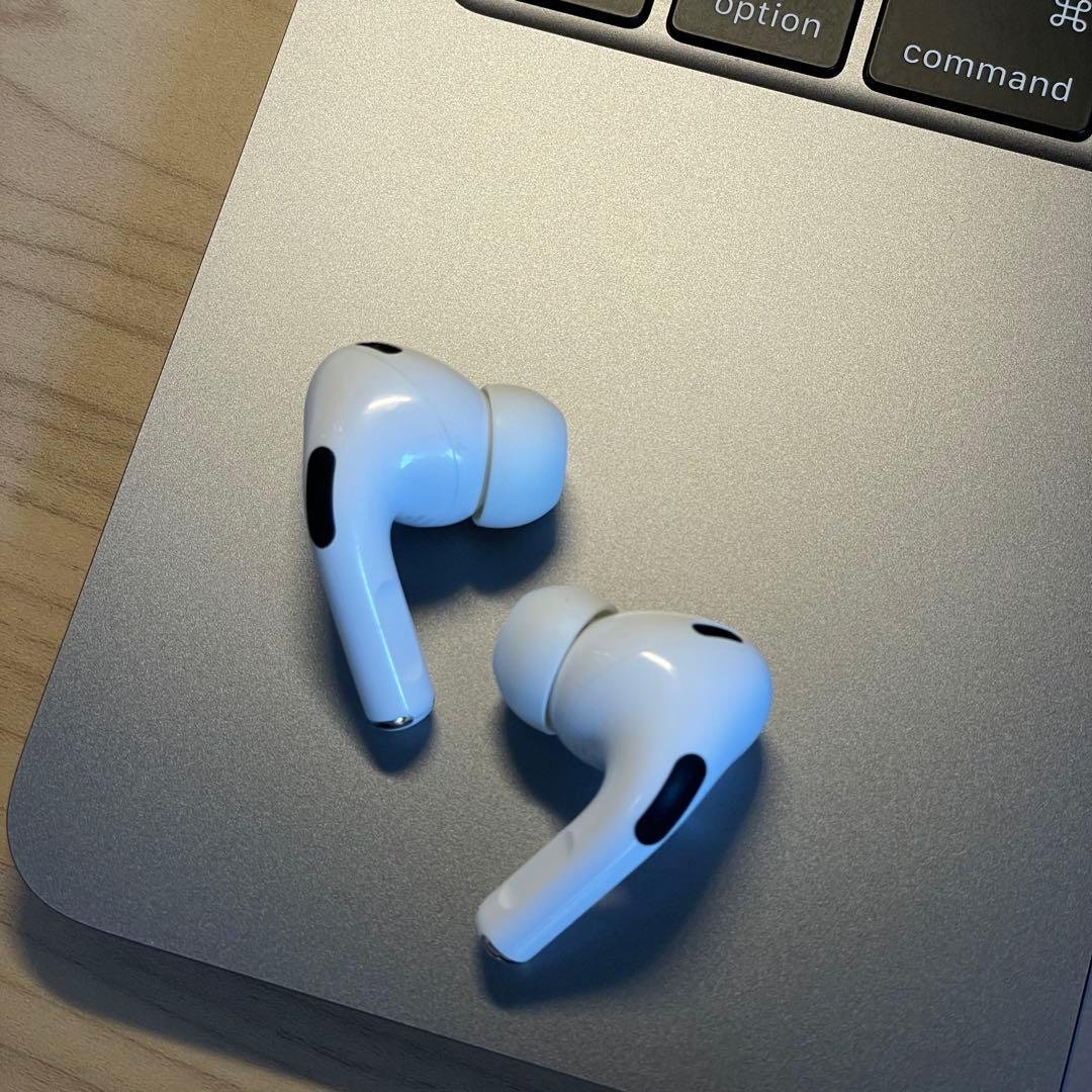 AirPods Pro 第2世代　本体 付属品あり