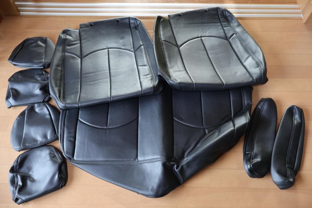 【新品】ユーアイビークル　アウリコ　ハイエース　200系　レザーシートカバー