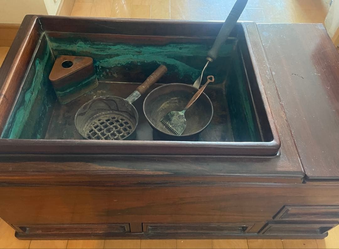 nonnonnon　《長火鉢》